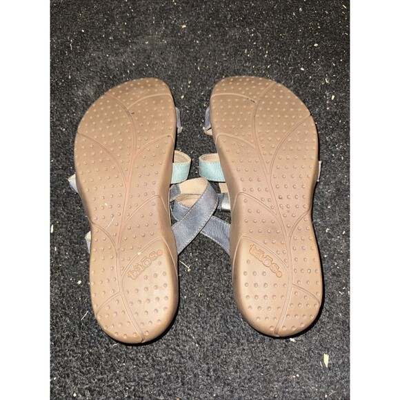 TAOS Prize Women’s 8 Pewter Silver Gray Sandals Leather Slip on Comfort Shoes - Picture 5 of 7